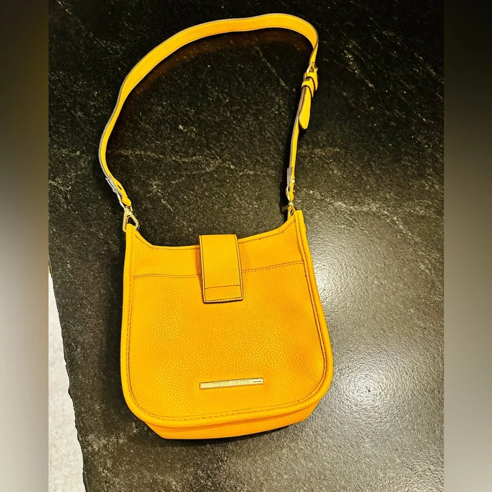 Steve Madden Purse - Picture 2 of 3